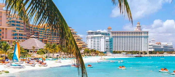 Flying into Cancun